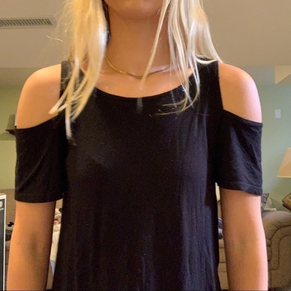 Cold Shoulder Black Top - Picture 2 of 4